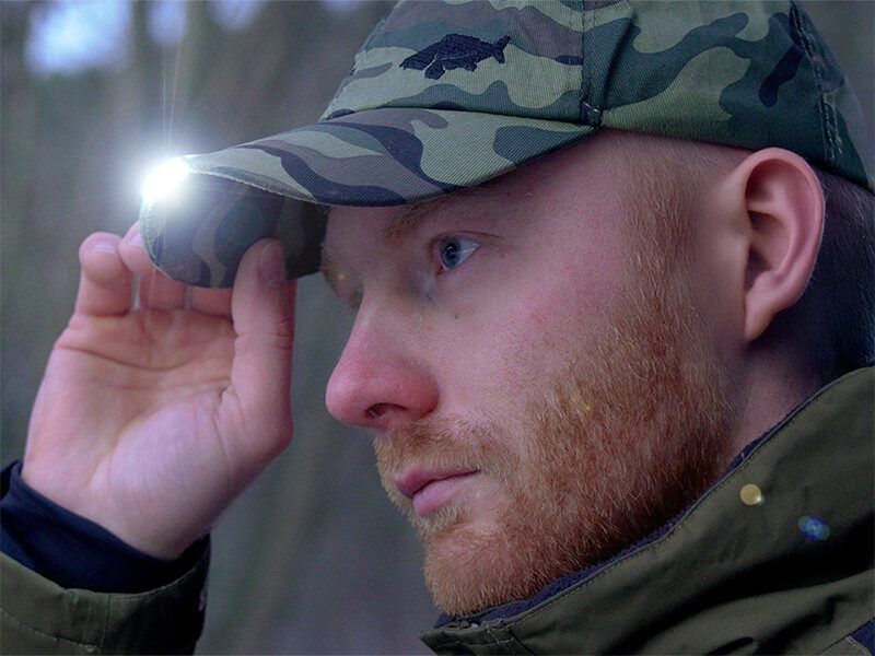 Müts Delphin Outline Camo LED
