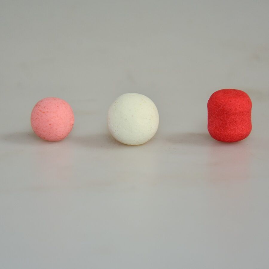 Dynamite Hitnrun Pop Up peldošās boilas 12mm un 15mm -  Balts/Dzeltens/Rozā/Sarkans