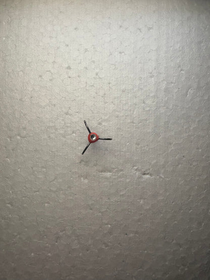 Trīsžubura āķis ar bumbiņu un dimantiņu