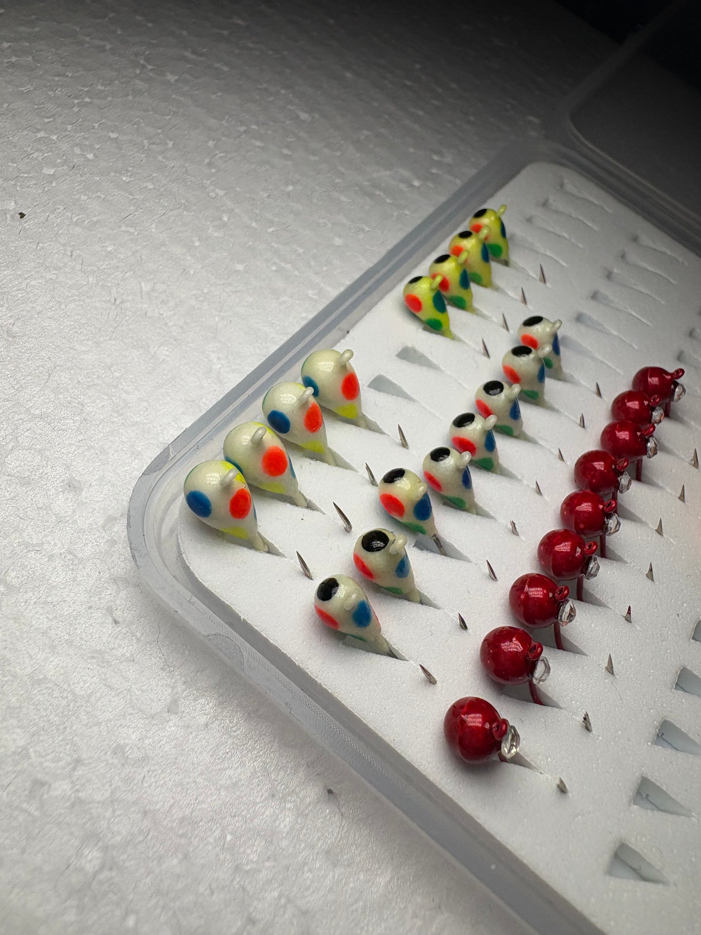 Volframist mormõška "MUST KLOUN" fosforiseeritud - 3 tüüpi