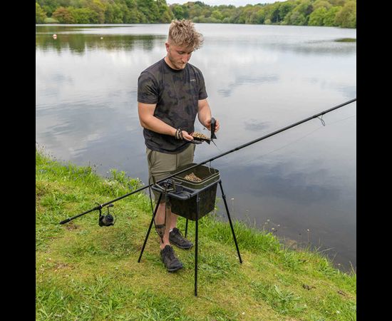 Iebarošanas Stacija AVID Carp Bait STATION & KIT