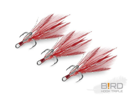 Trīsžuburu āķi Delphin B!RD Hook TRIPLE RED ar spalvām sarkanā krāsā 3gab.