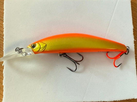 Vobleris Jackall Timon Tricoroll 88 DR-F VV Craft krāsojums