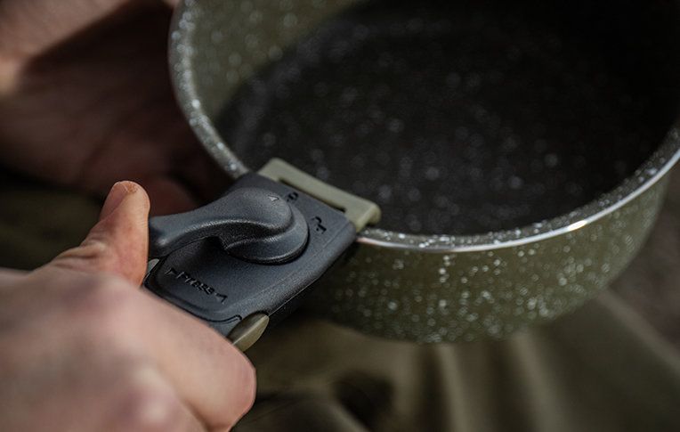 Pannide komplekt Trakker Armolife marmorist keedunõud 