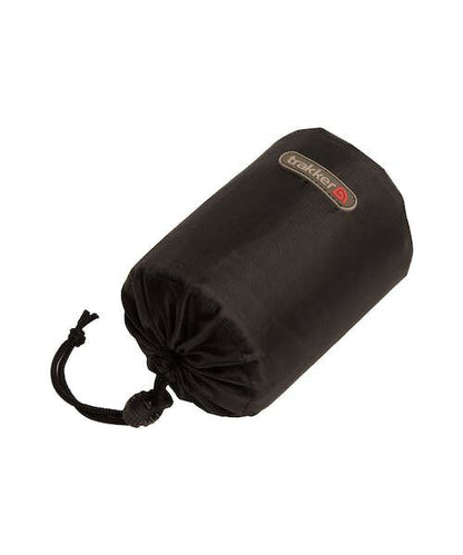 Trakkeri söötmislusikaga ujuk