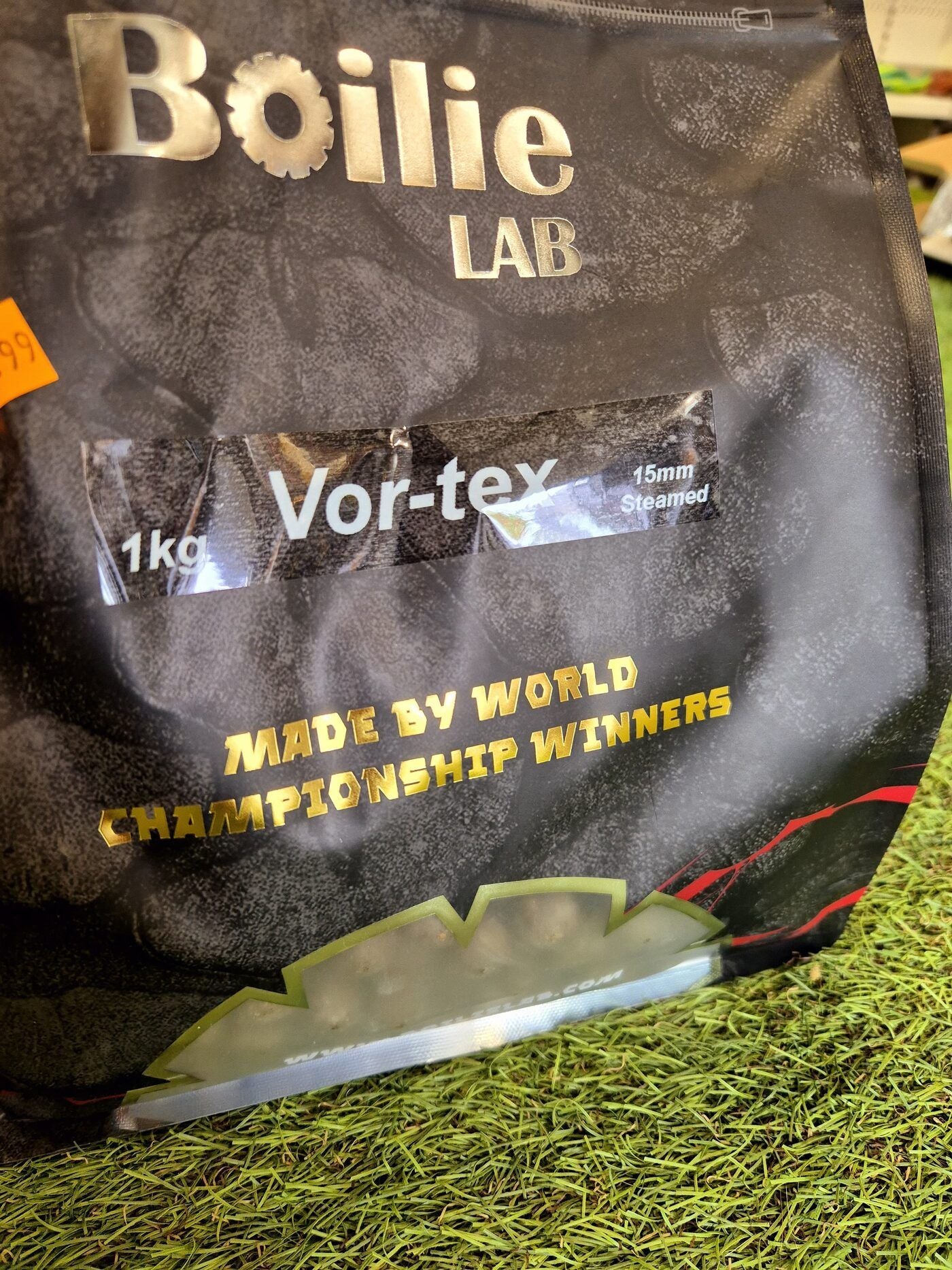Maailmameistri boilid BoilieLab / BoilasLV Vortex 15mm / 1kg