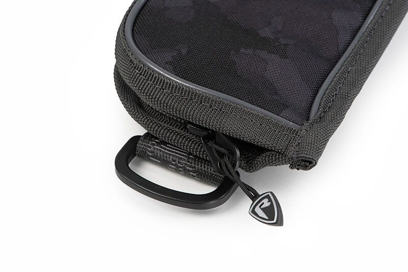 Makšķeru soma FOX RAGE VOYAGER CAMO ROD SLEEVES 1.3 m