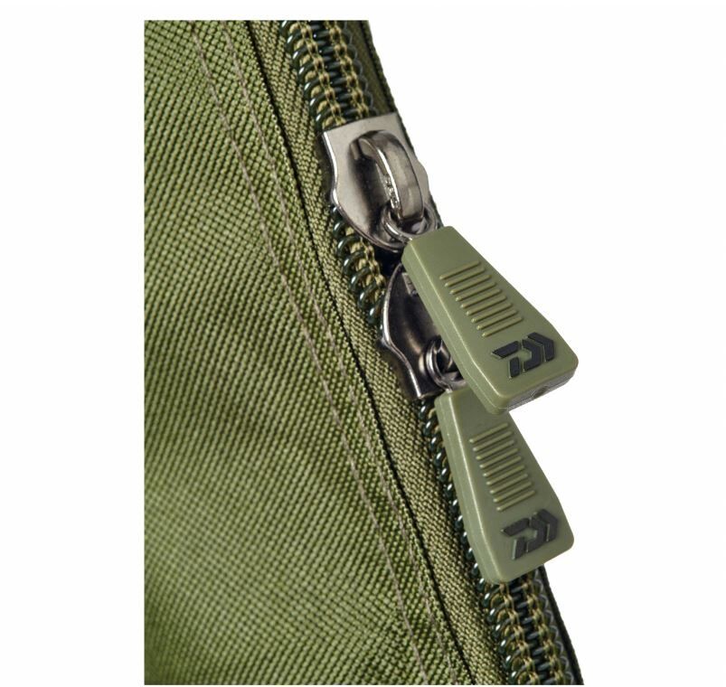 Soma DAIWA BLACK WIDOW Rod Sleeve 13FT