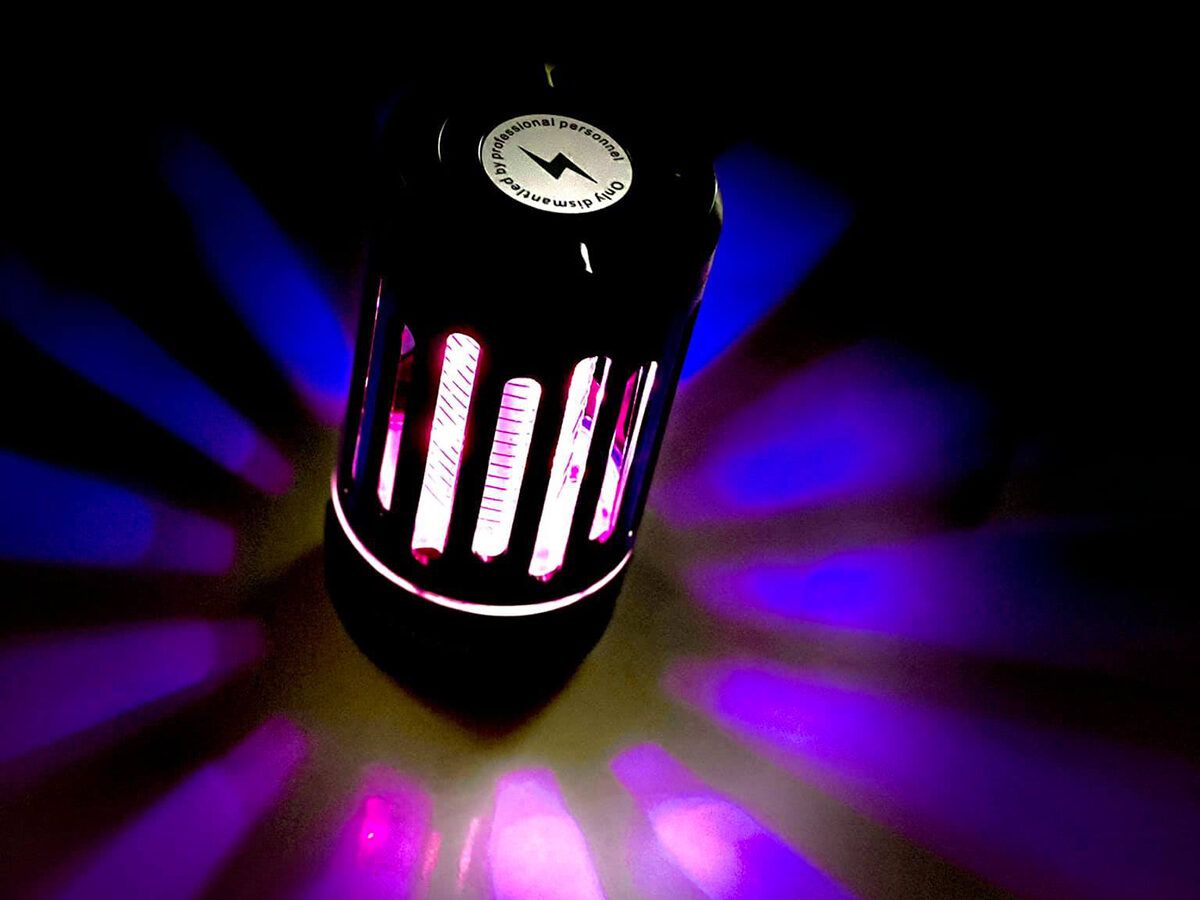 WOLF Mozzi Zappa putuka-/sääsetõrjevahend ja lamp 2 ühes