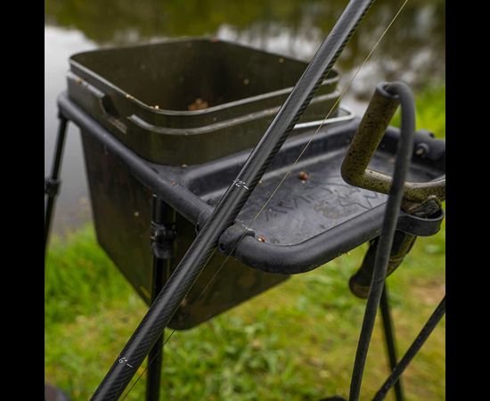 Iebarošanas Stacija AVID Carp Bait STATION & KIT